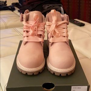 pink bow timberlands